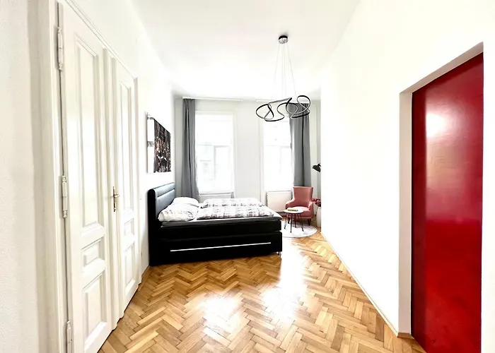 Iconic Suite_@o&r